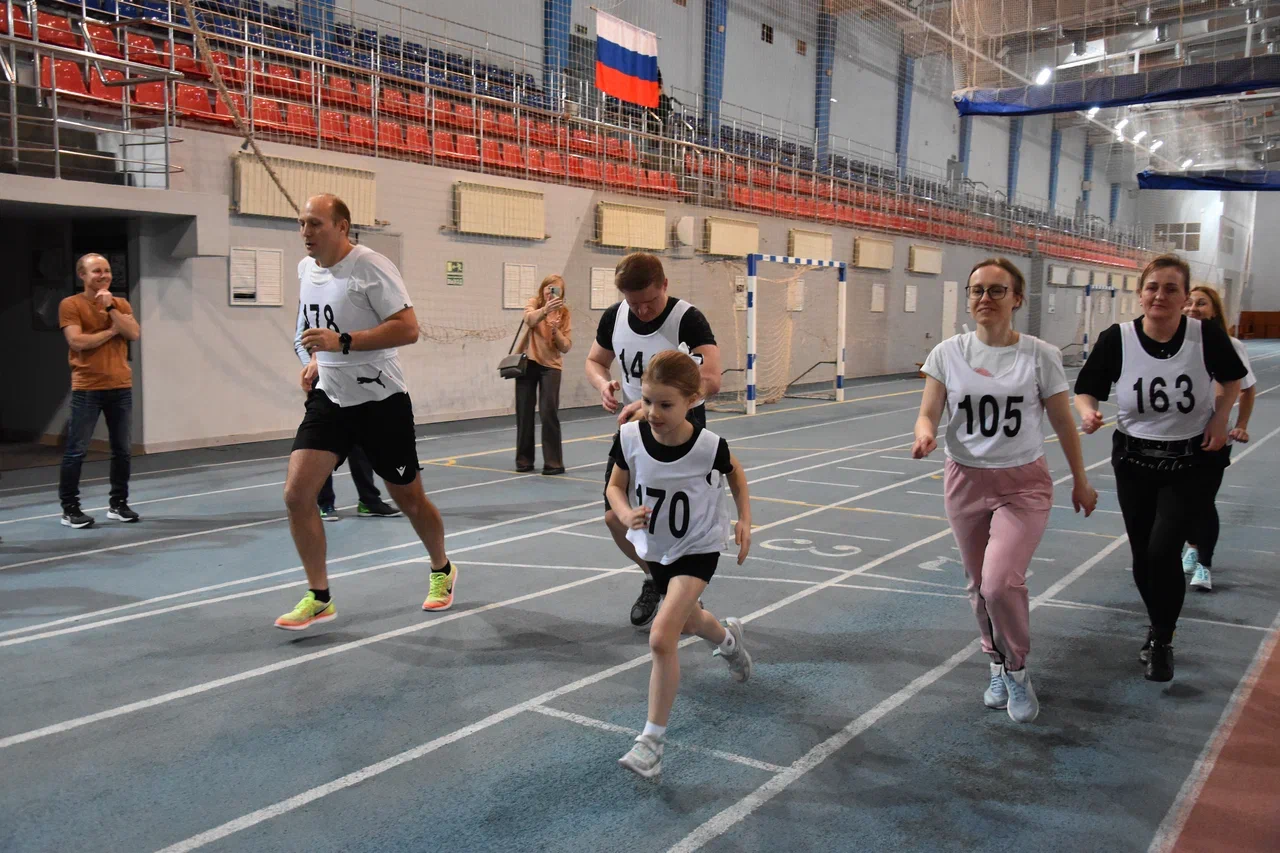 12 декабря в Учебно-спортивном комплексе С.Хоркиной НИУ»БелГУ» прошел спортивный праздник &quot;ГТО всей семьёй&quot;.